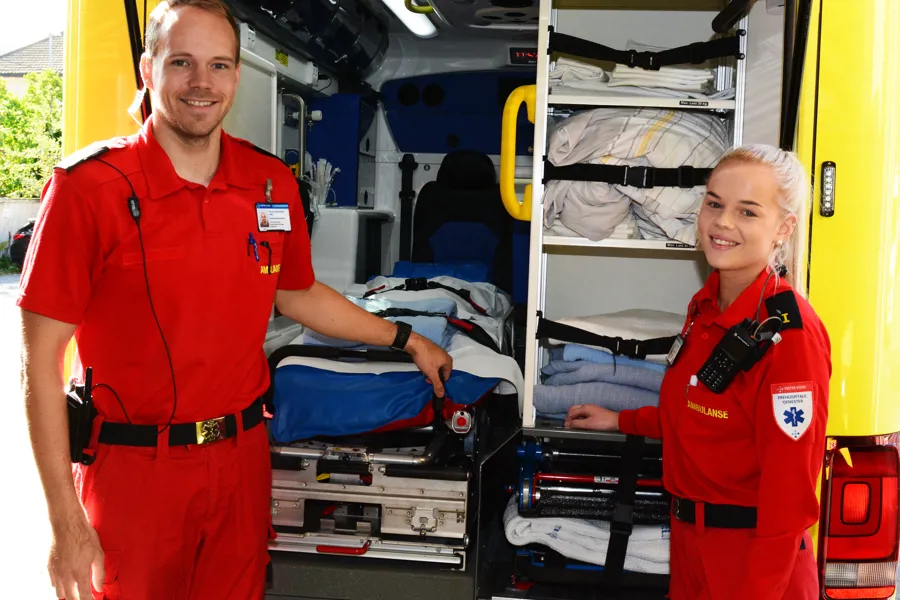 Bilde av ambulansearbeidere i Vestre Viken HF.